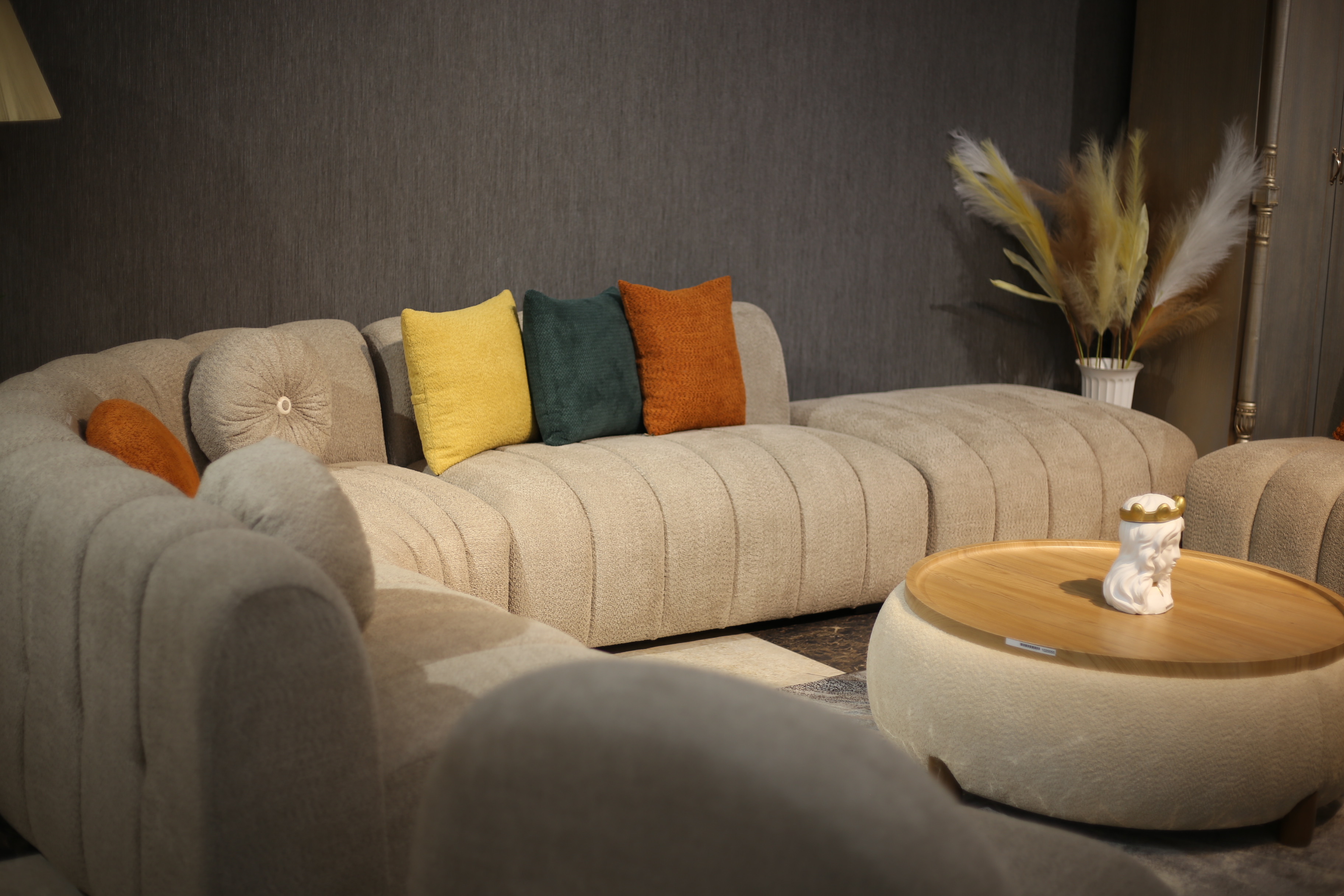 დივანი 4