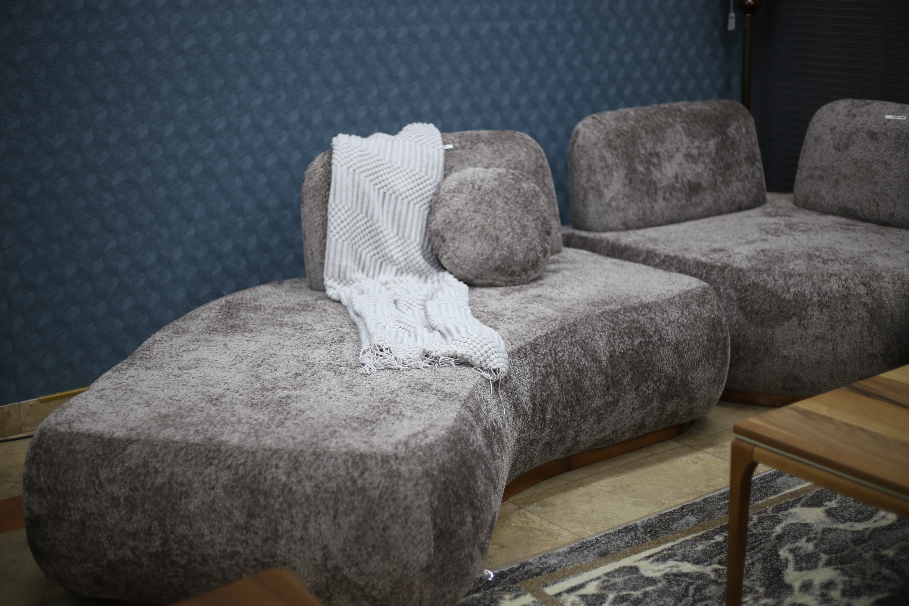 დივანი კუთხის 4