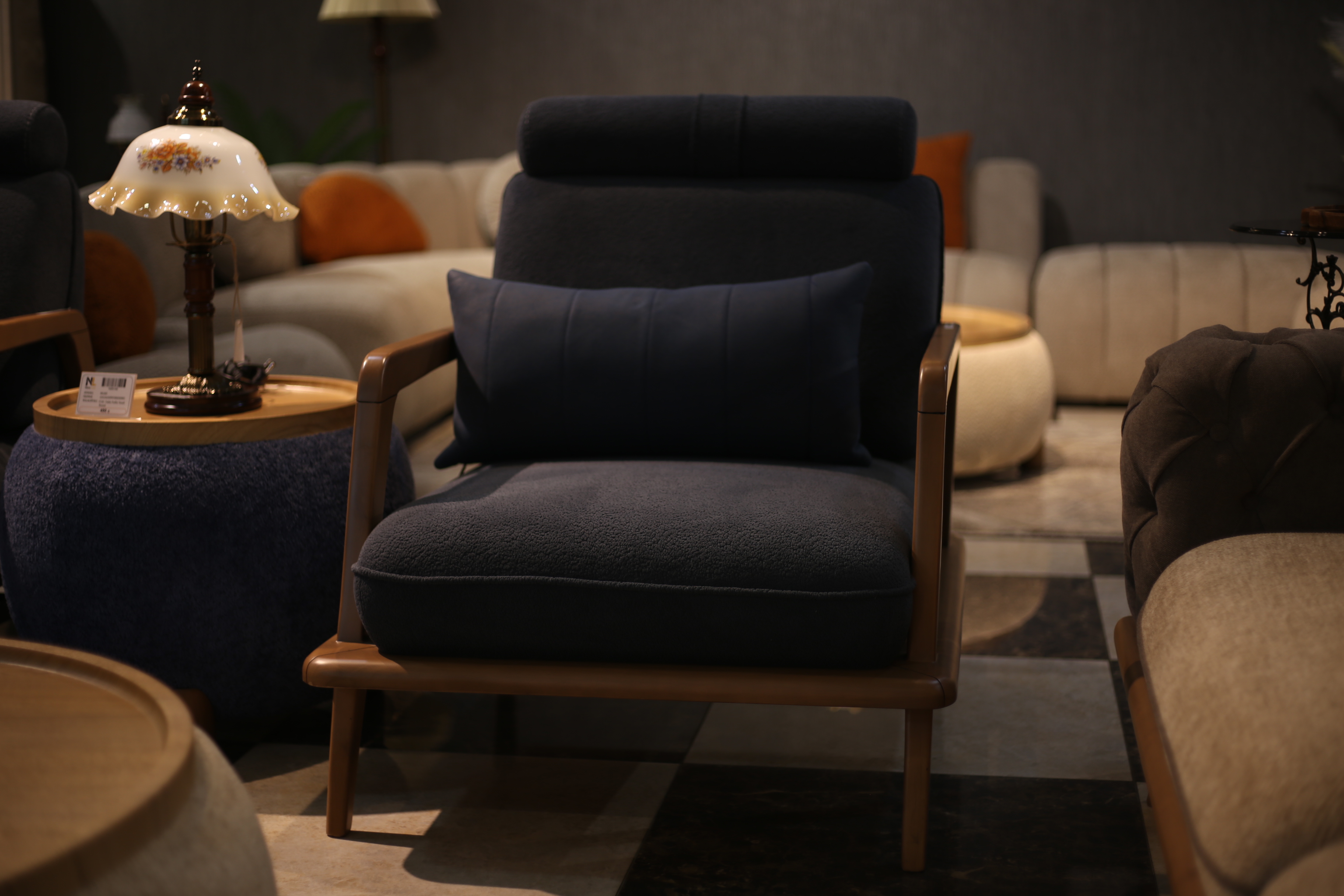 დივანი სავარძლებით 19