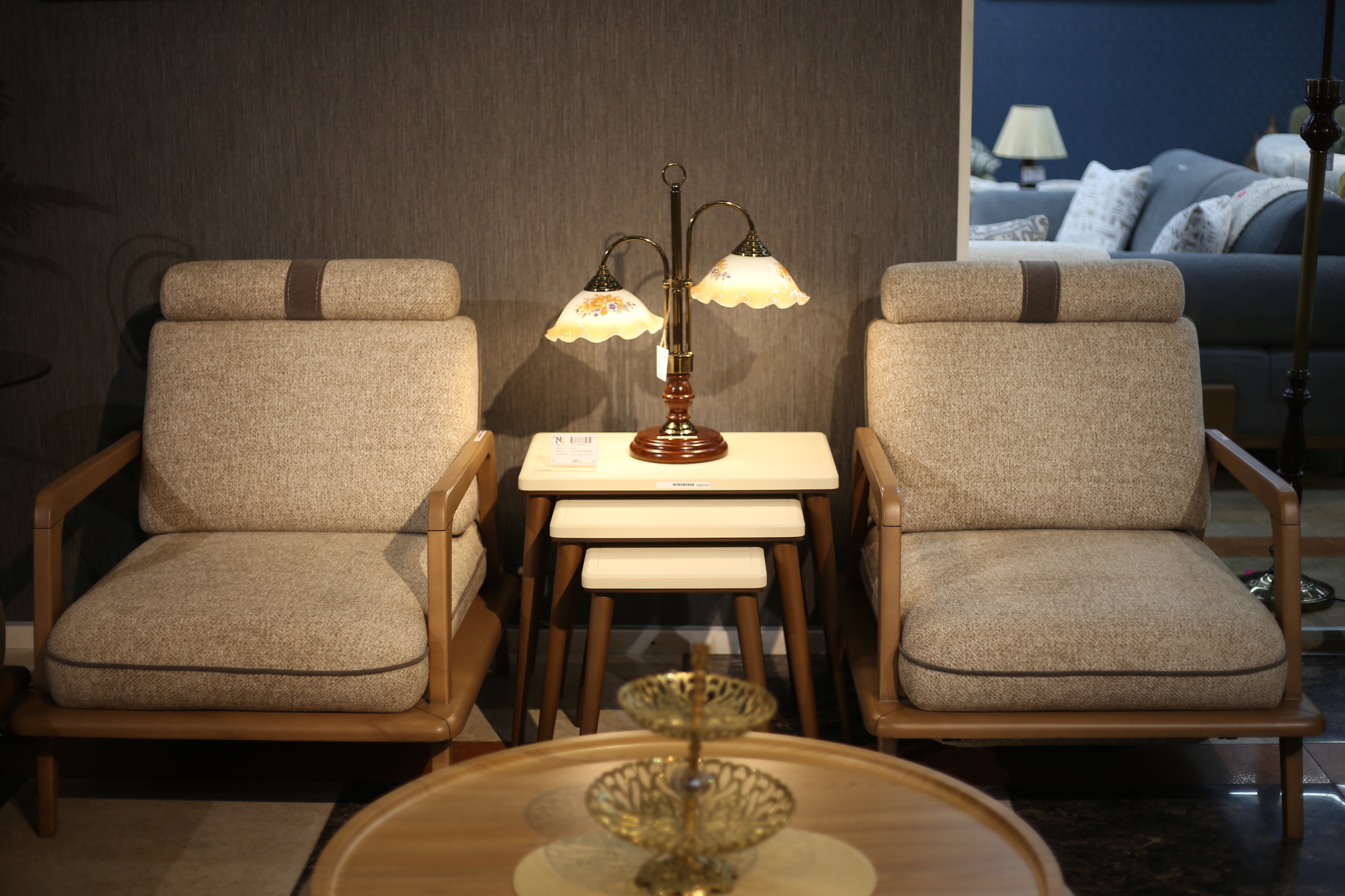 დივანი სავარძლებით 6