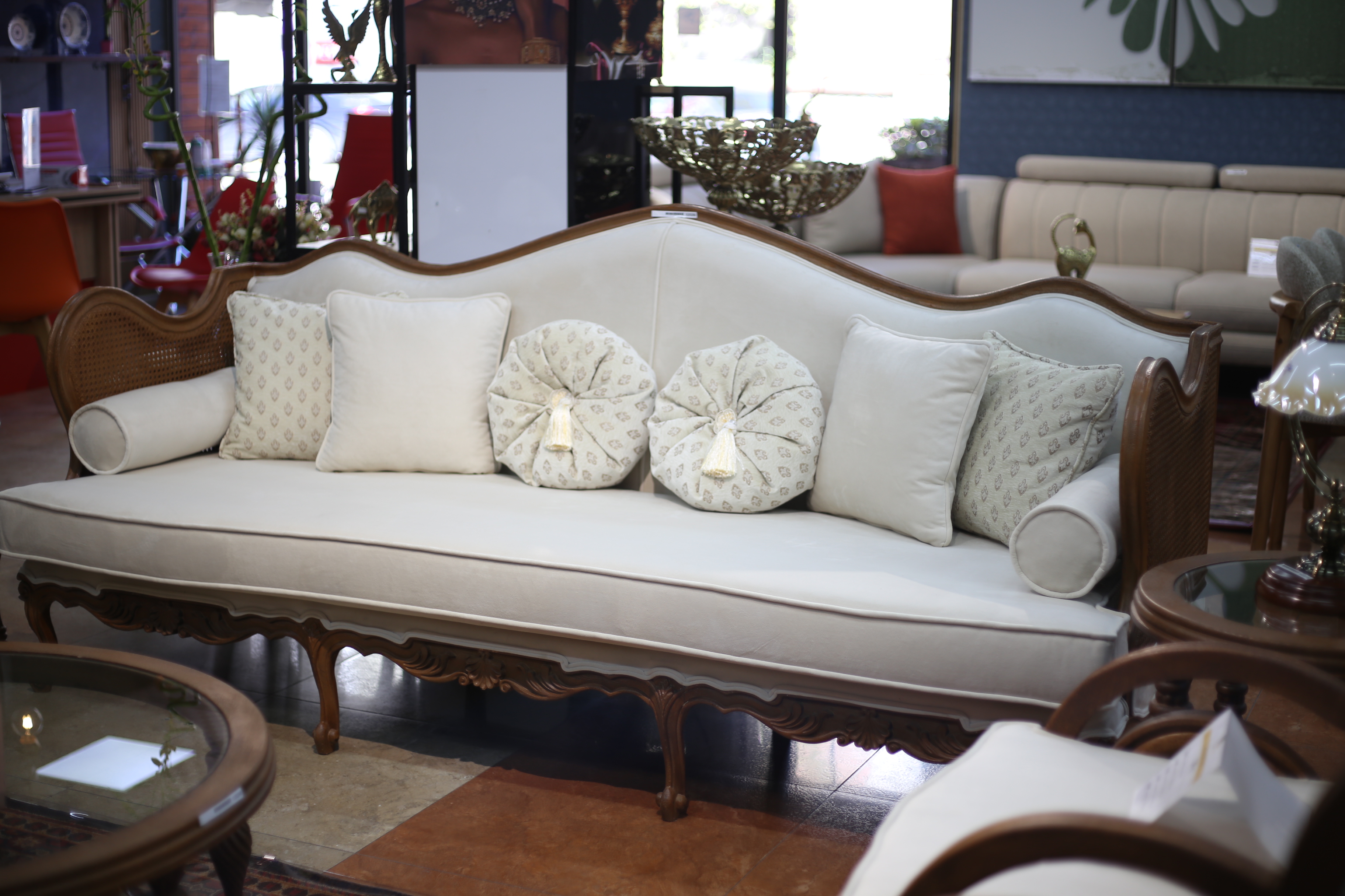 მისაღები ოთახის დივნის კომპლექტი 3