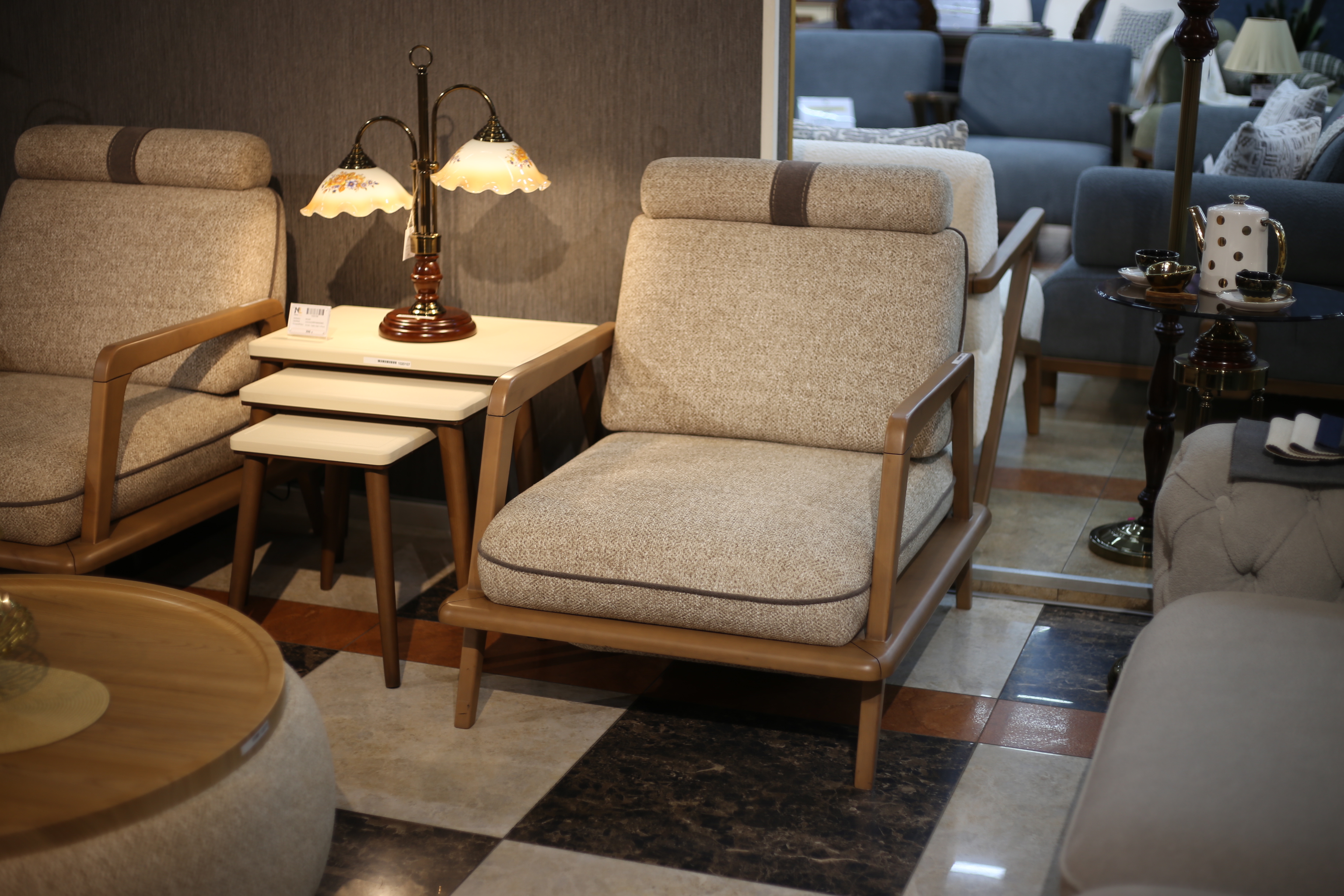 დივანი სავარძლებით 5