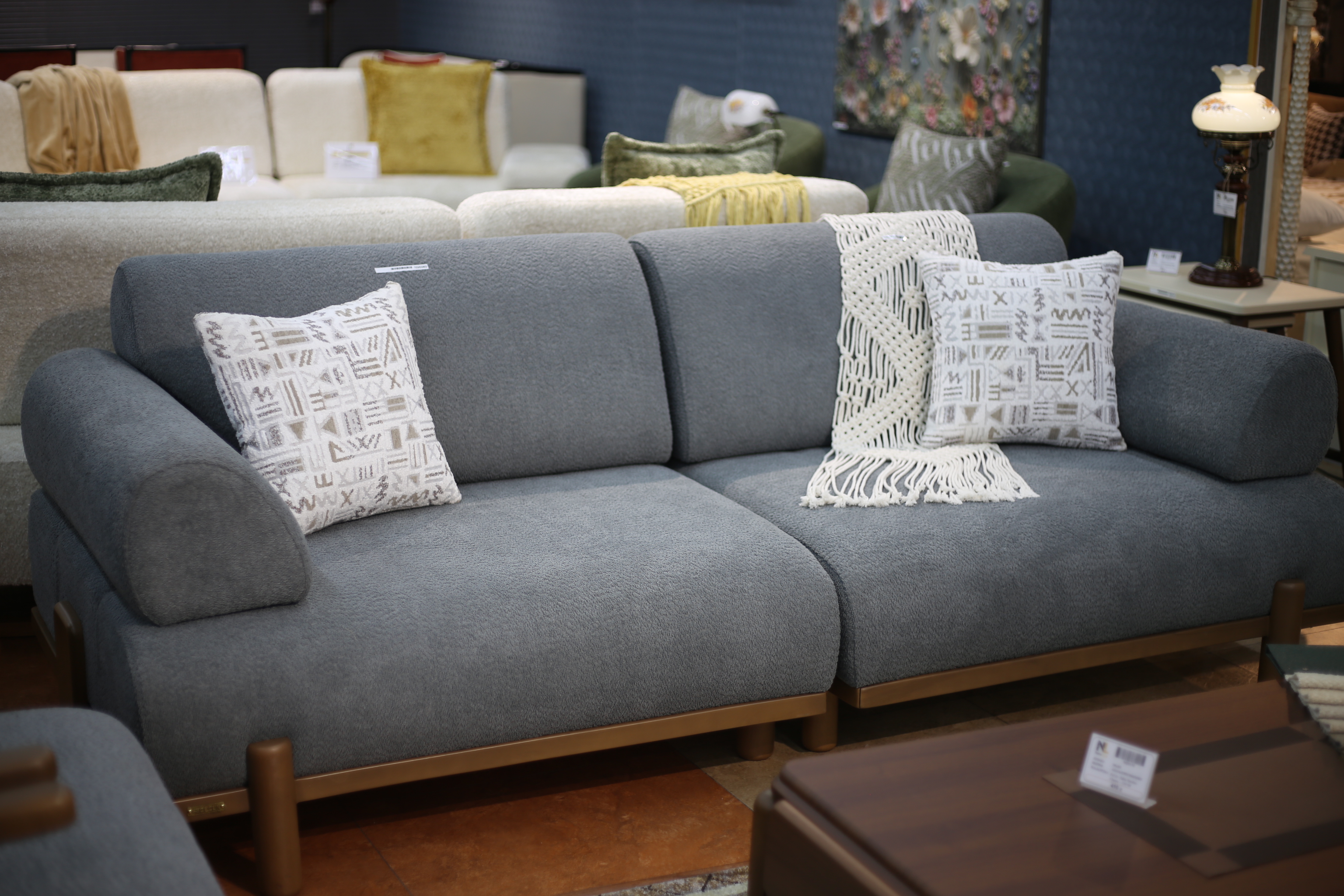 დივანი სავარძლებით 5