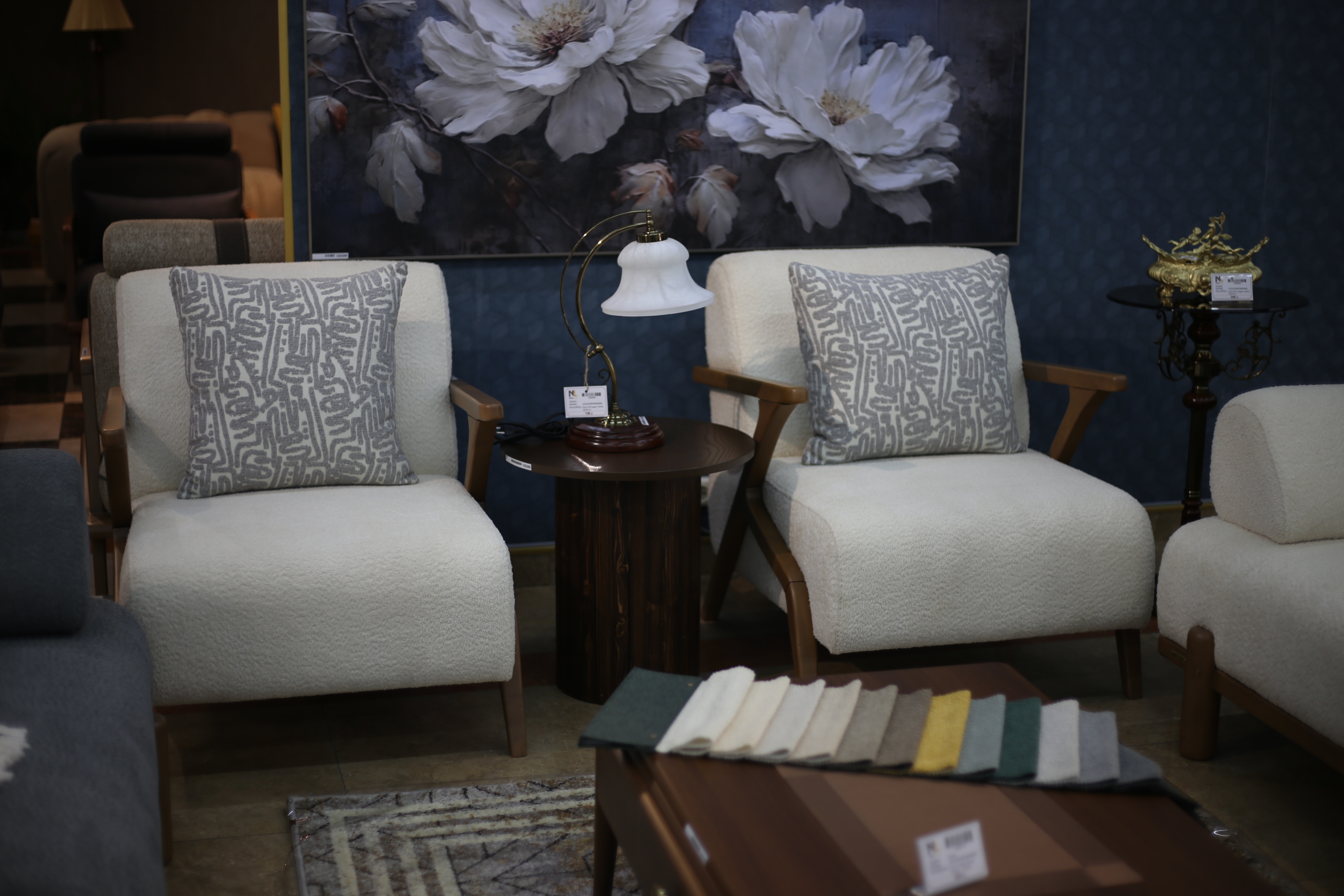 დივანი სავარძლებით 3