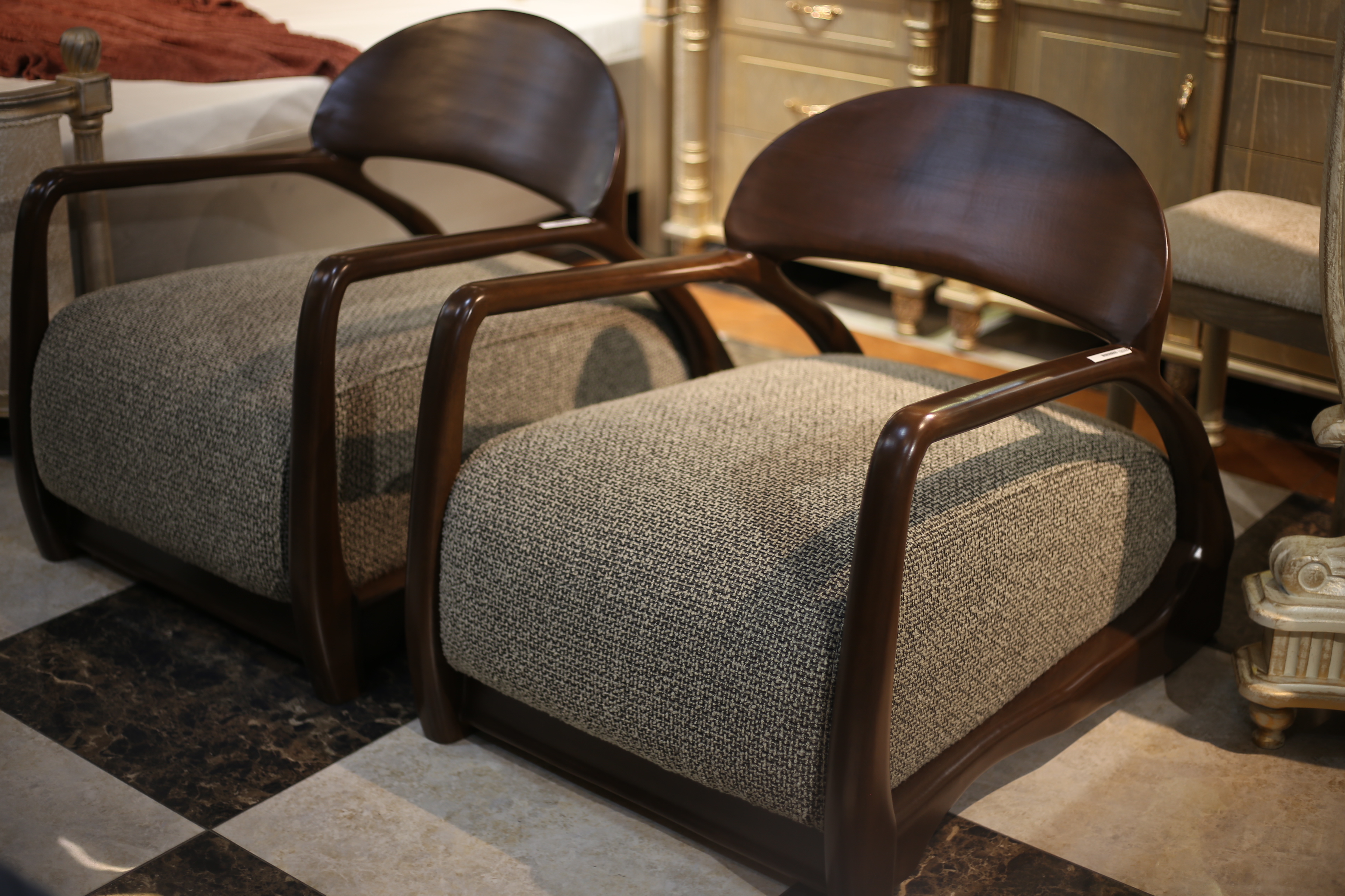 სავარძელი 2  ცალი 3