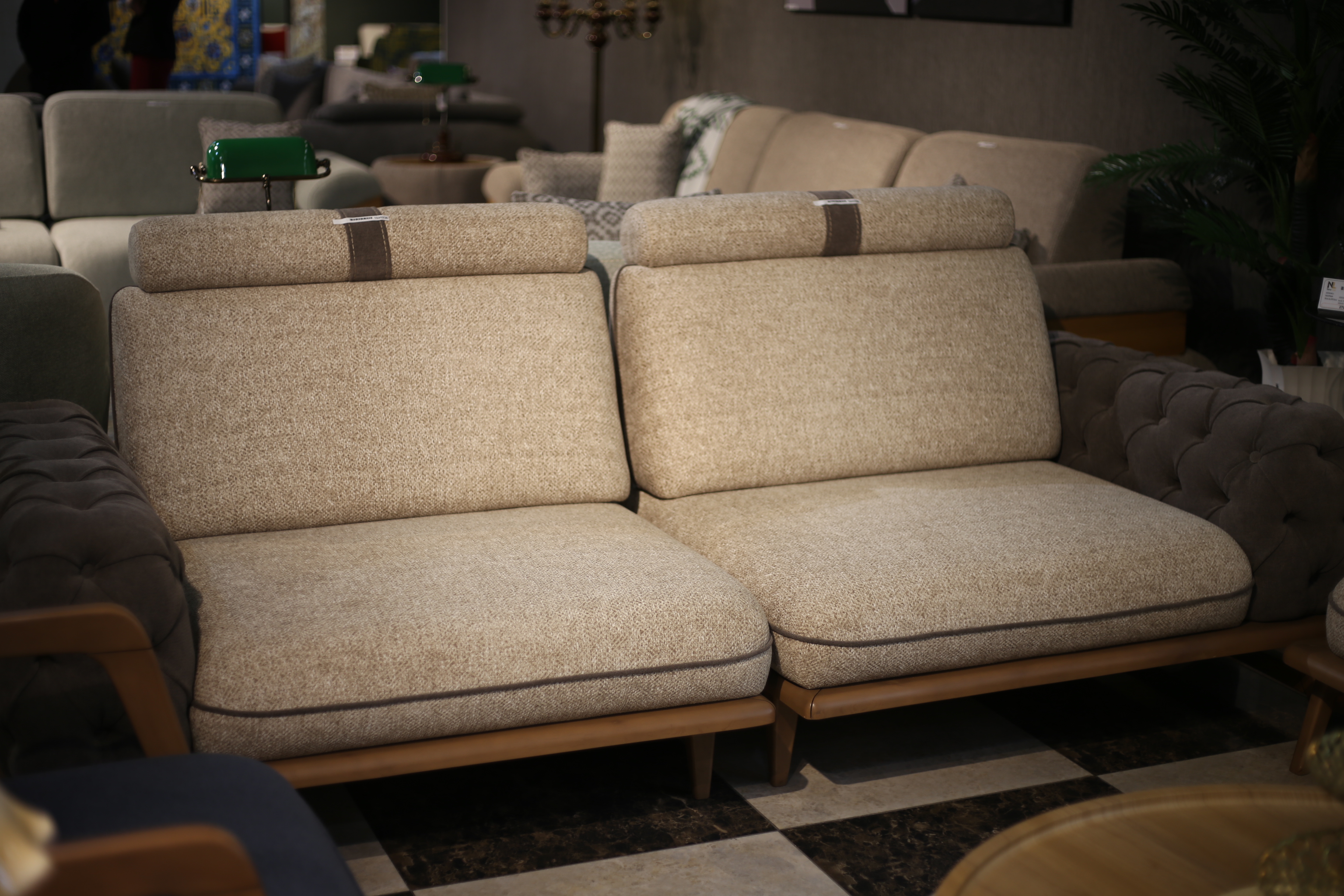 დივანი სავარძლებით 7