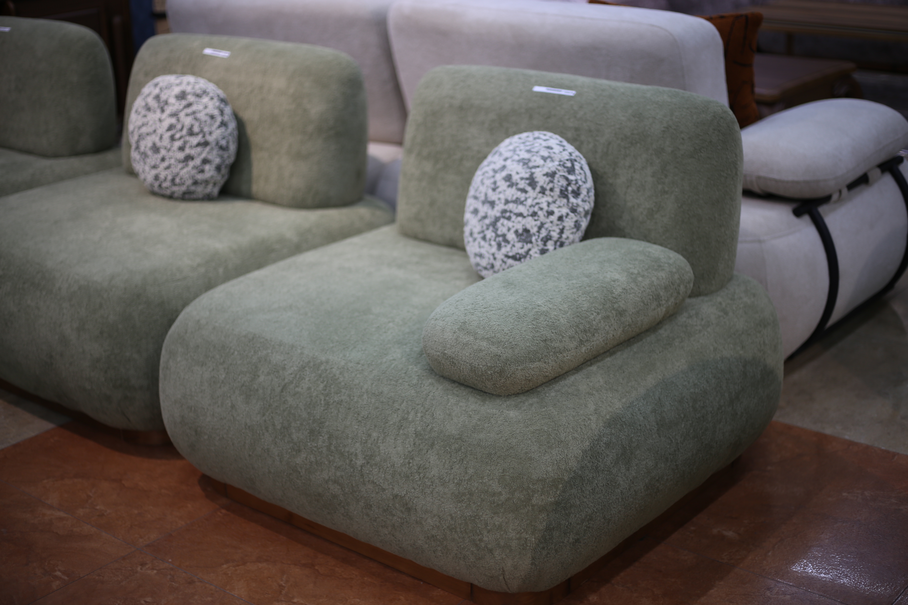 კუთხის დივანი 2